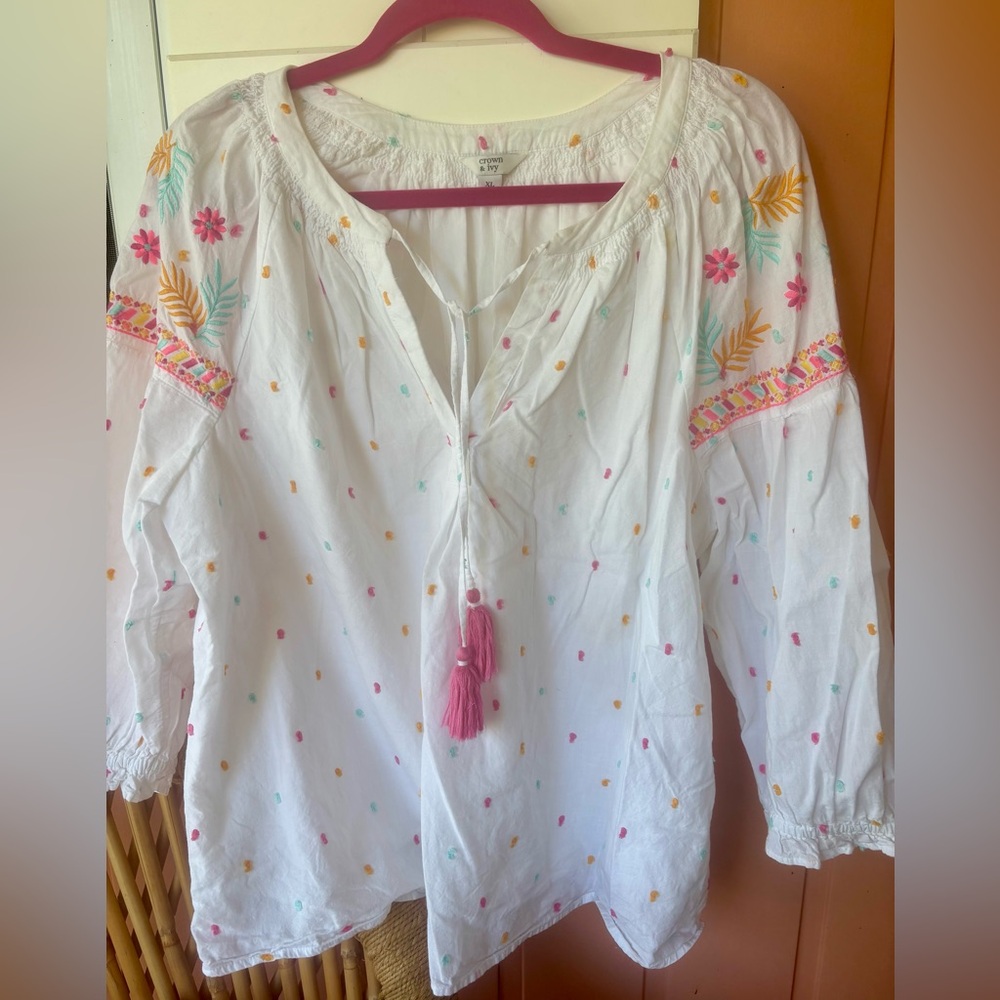 Crown & Ivy White Blouse with Colorful Embroidery
